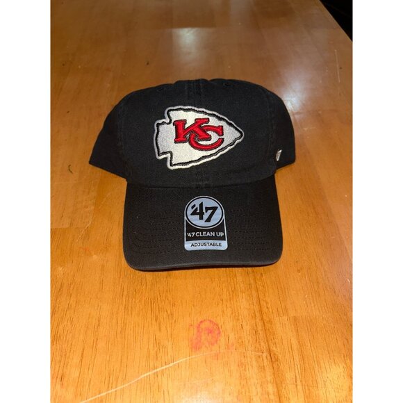 NWOT Kansas City Chiefs 47 Clean Up Adjustable Black Baseball Cap - Picture 1 of 5